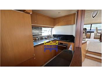 Ferretti Yachts 630