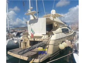 Ferretti Yachts ALTURA 690
