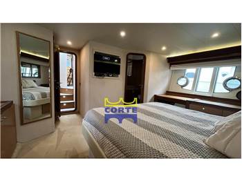Ferretti Yachts 630
