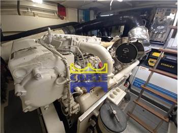 Ferretti Yachts 630