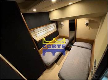 Princess Yachts 62
