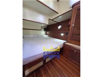 Rose island 49