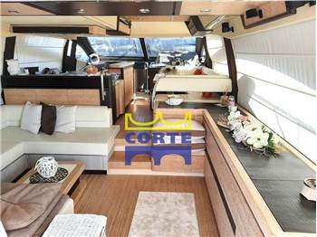 Azimut 64