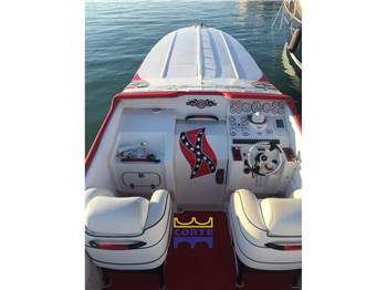 Cigarette R.T. 38' Top Gun