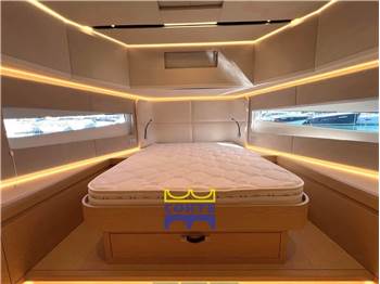 Solaris Power 52 Coupè