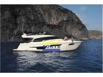 Ferretti Yachts 500