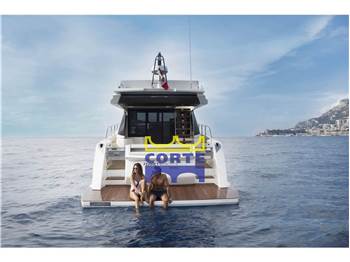 Ferretti Yachts 500