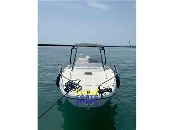 Beneteau FLYER 8 SUNDECK