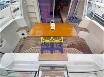 Azimut 37