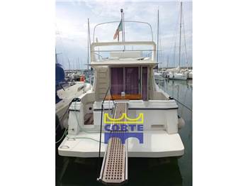Azimut 37