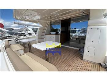 Ferretti Yachts 630