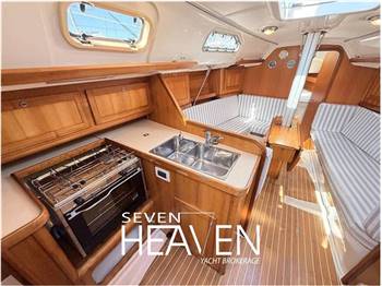 Comar Yachts Comet 33 S