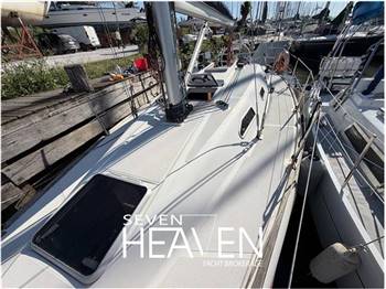 Comar Yachts Comet 33 S