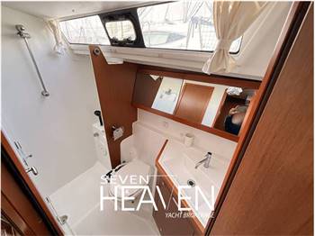 Beneteau Oceanis 48