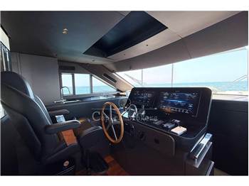Cranchi 67 Flybridge