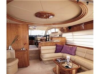 Ferretti Yachts 680