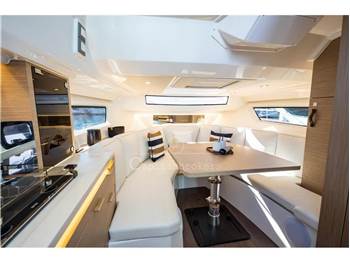 Jeanneau Cap Camarat 2 serie 10.5 WA