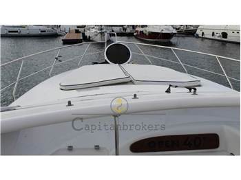 Astondoa 40 open