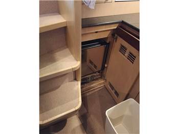 Ferretti Yachts 550