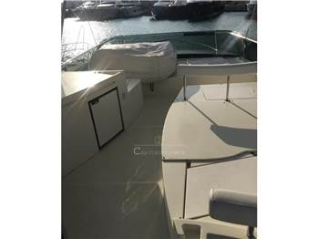 Ferretti Yachts 53