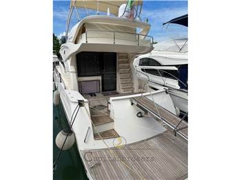Cayman 50 flybridge