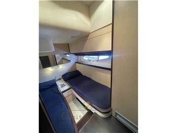 Cayman 50 flybridge