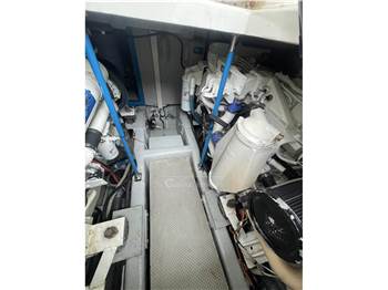 Uniesse 42