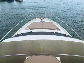 Ferretti Yachts FERRETTI 590