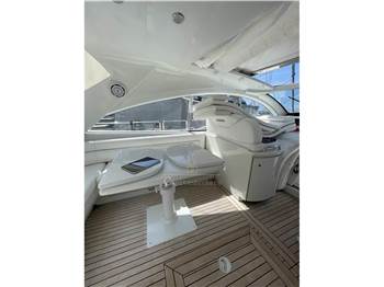 PERSHING 54 HT