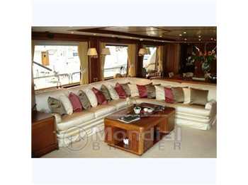 Benetti tradition 100