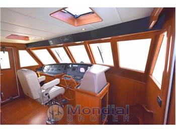 Explorer Trawler 64