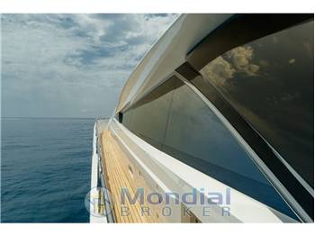 Sunseeker Predator 108