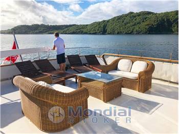 Explorer Trawler 34m