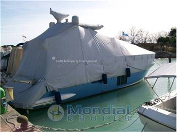 Azimut 53