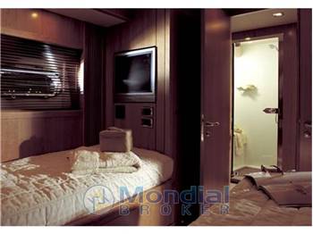 Sunseeker Predator 108