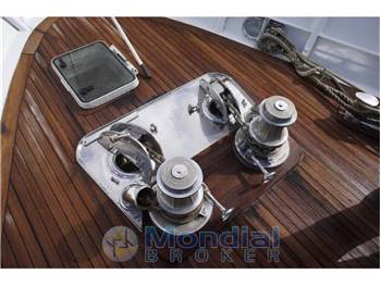 Benetti sail division 79