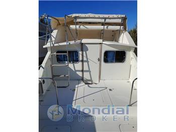 Bertram Yacht 28 FBC