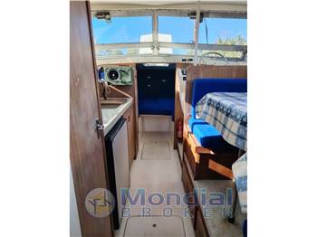 Bertram Yacht 28 FBC