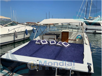 Magnum Marine Magnum 38