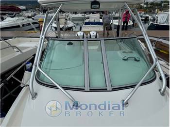 Robalo R265 Walkaround