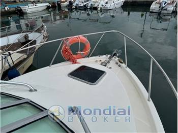 Robalo R265 Walkaround