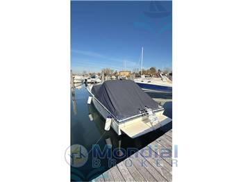 Glastron Glastron LA.RA.YA RBR 1100