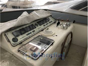 Sanlorenzo Yachts 82