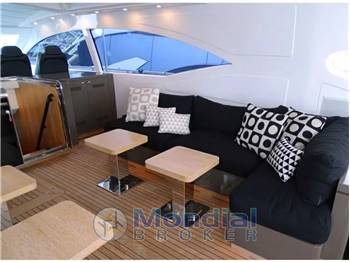 Overmarine Mangusta Yachts Mangusta 72