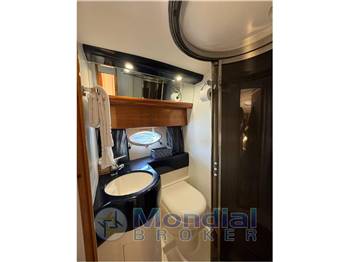 Princess Yachts V 55