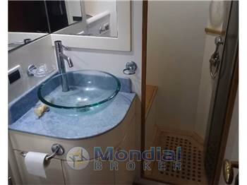 Cantieri Casa Casa 54 HT
