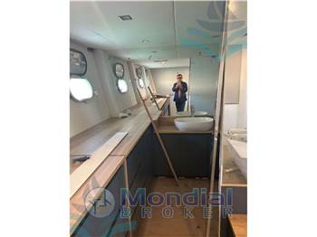 Overmarine Mangusta Yachts Mangusta 100