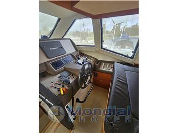 ferretti 510