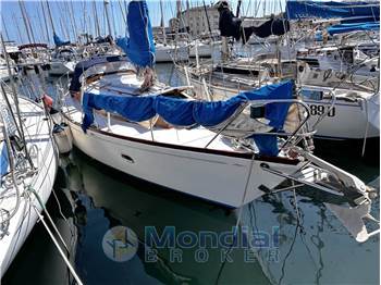 Hallberg-Rassy Mistral 33