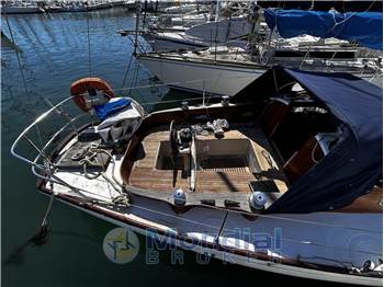 Hallberg-Rassy Mistral 33
